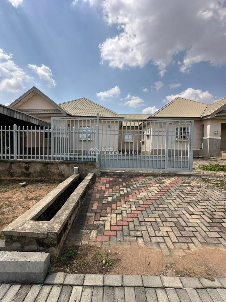 4 Bedroom Detached Bungalow 3rooms Bq, Basement, Lugbe District, Abuja, House for Sale