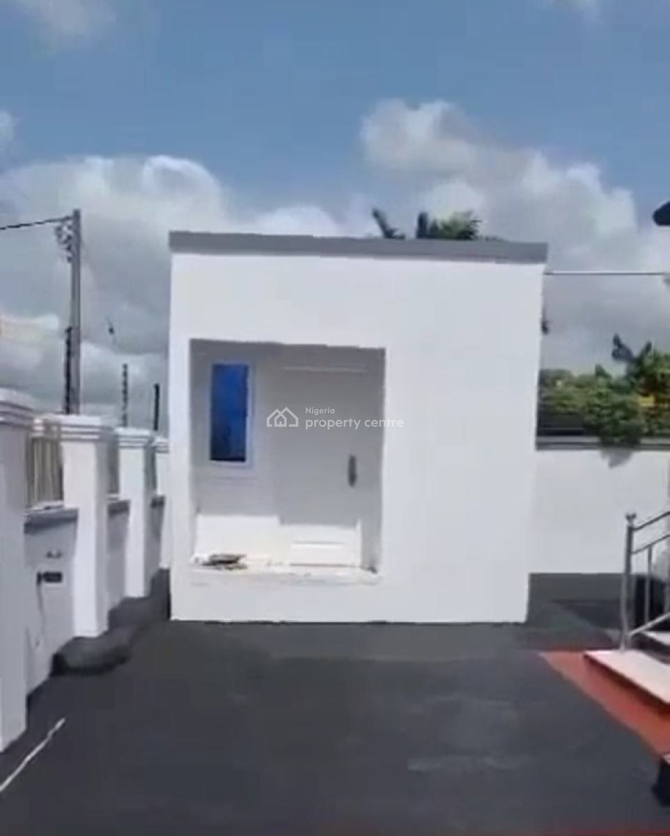 Super Standard 3flats of 2bedroomd Each All Rooms Masters Wit Pop, Location: Off Sapele Road By Back of Liberty Hotel Zion Road ,b/c, Benin, Oredo, Edo, House for Sale