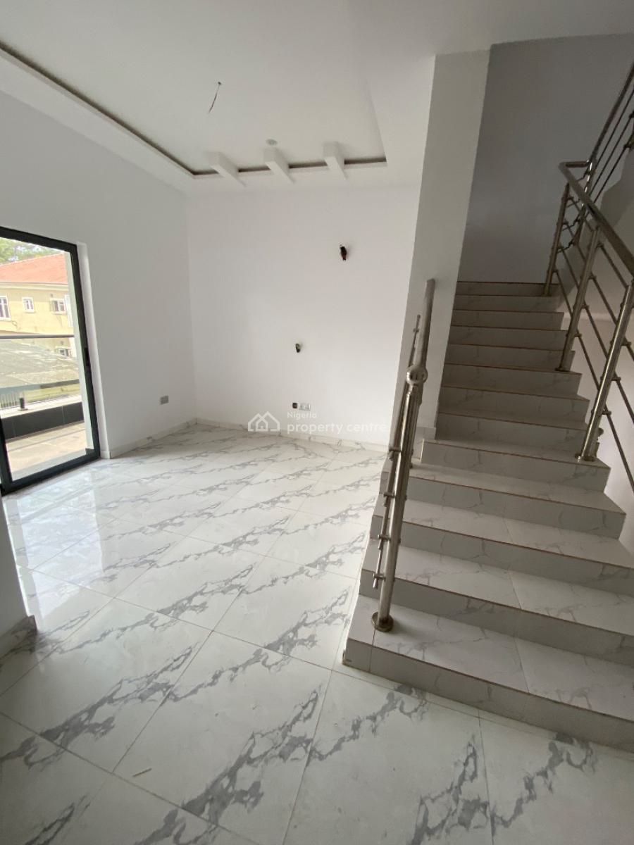 5 Bedroom Semi Detached House, Off Oduduwa Crescent, Ikeja Gra, Ikeja, Lagos, Semi-detached Duplex for Rent