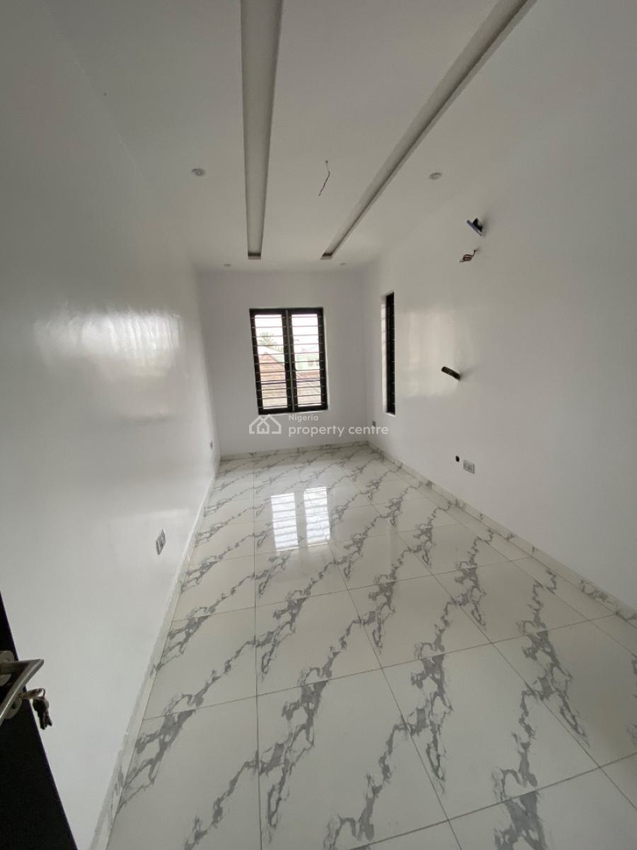 5 Bedroom Semi Detached House, Off Oduduwa Crescent, Ikeja Gra, Ikeja, Lagos, Semi-detached Duplex for Rent