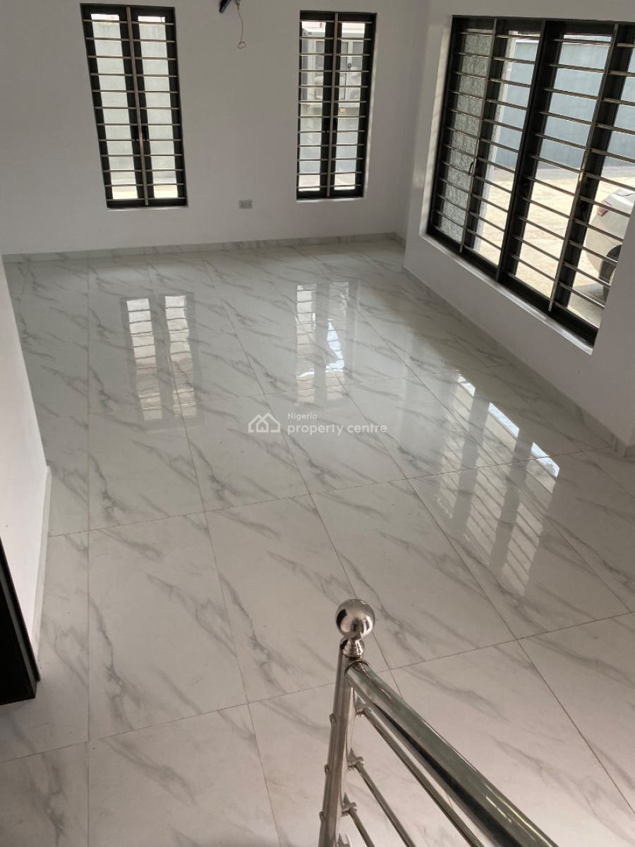 5 Bedroom Semi Detached House, Off Oduduwa Crescent, Ikeja Gra, Ikeja, Lagos, Semi-detached Duplex for Rent