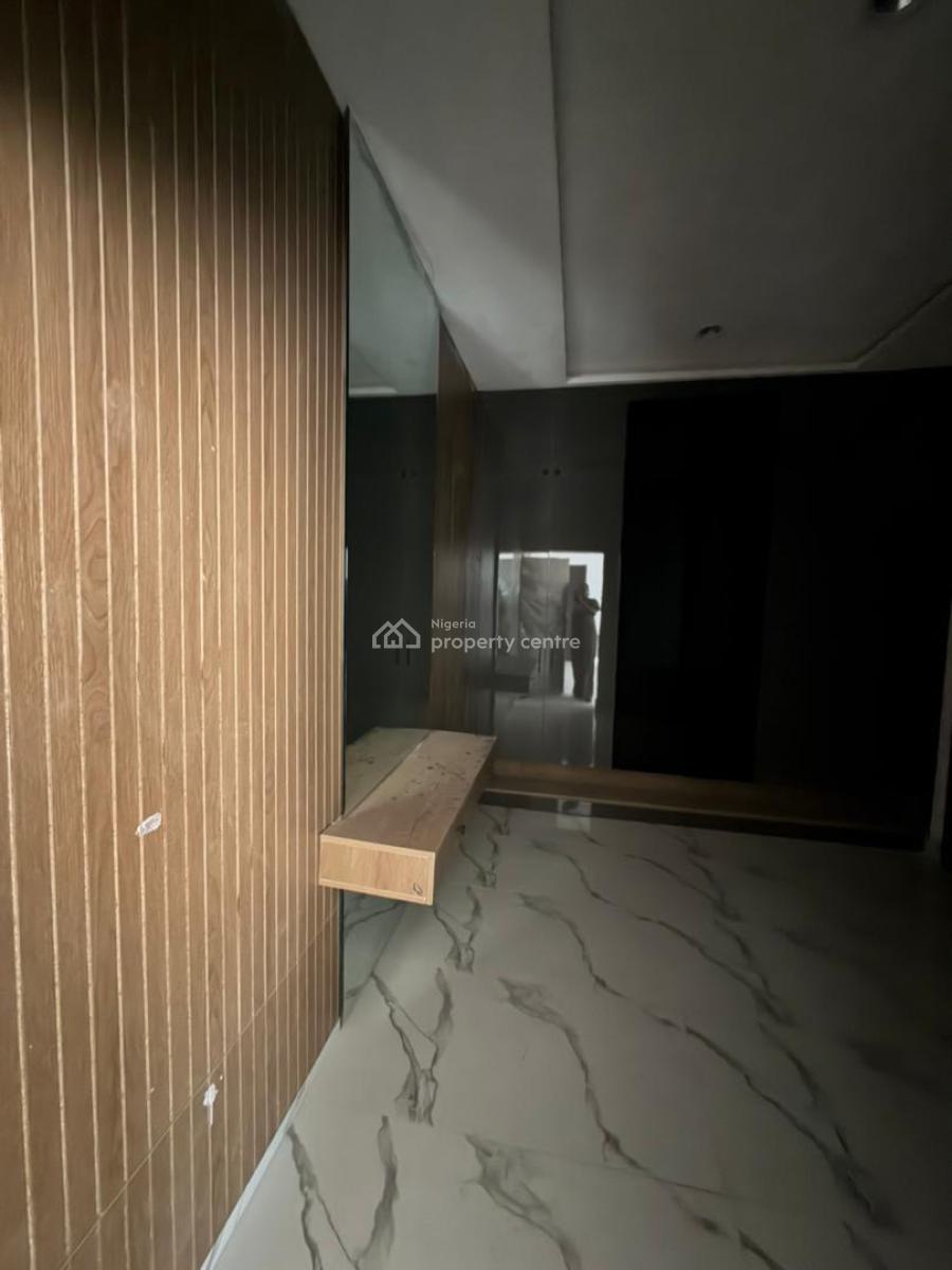 Automated 4bedroom Tarrece Duplex with Bq, Guzape, Guzape District, Abuja, Terraced Duplex for Sale