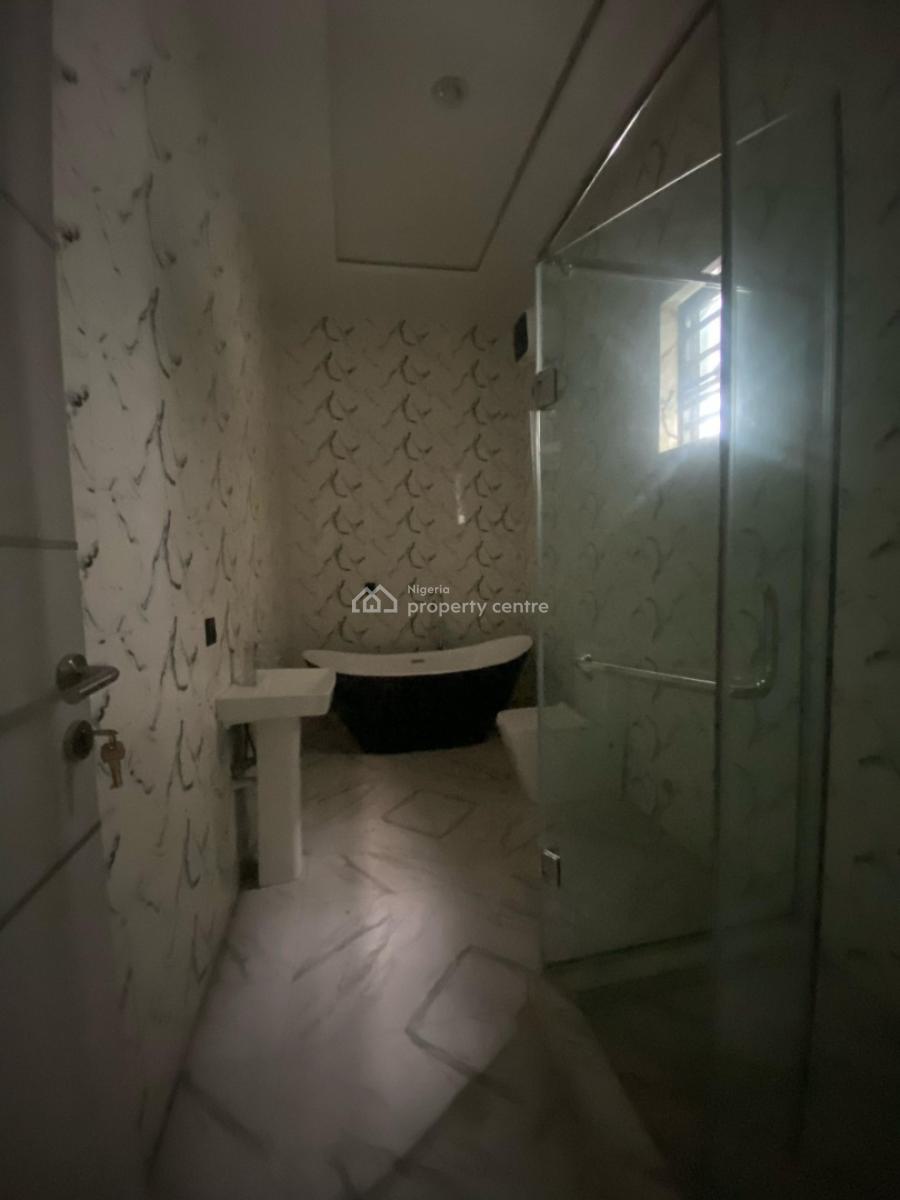 Luxury Detached House  4-bedroom in Ikota, Lekki, Ikota, Lekki, Lagos, Detached Duplex for Sale