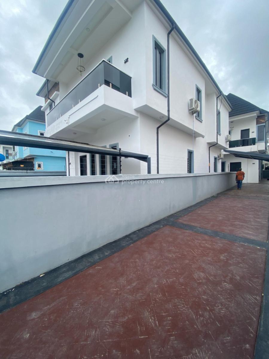 Luxury Detached House  4-bedroom in Ikota, Lekki, Ikota, Lekki, Lagos, Detached Duplex for Sale
