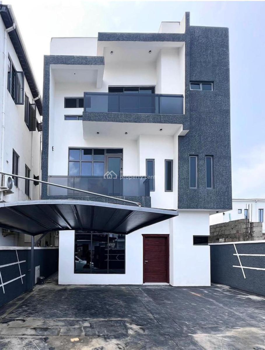 One-of-a-kind Detached House  4-bedroom with Bq in Ikota, Ikota, Lekki, Lagos, Detached Duplex for Sale