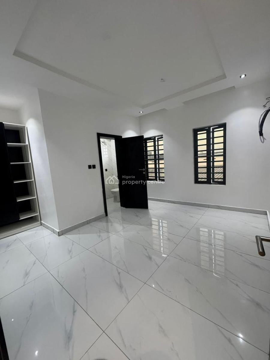 One-of-a-kind Detached House  4-bedroom with Bq in Ikota, Ikota, Lekki, Lagos, Detached Duplex for Sale