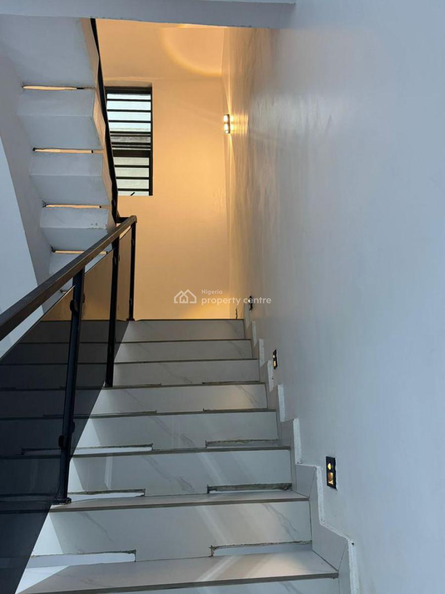 One-of-a-kind Detached House  4-bedroom with Bq in Ikota, Ikota, Lekki, Lagos, Detached Duplex for Sale