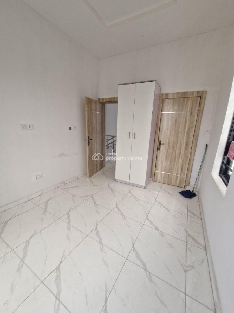 Exquisite 2 Bedroom Apartment with Elevator, Ikate, Lekki Phase 1, Lekki, Lagos, Flat / Apartment for Sale