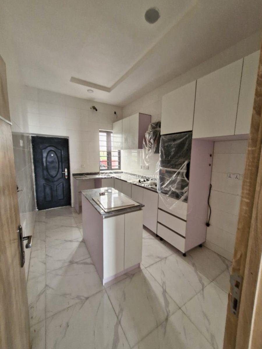 Exquisite 2 Bedroom Apartment with Elevator, Ikate, Lekki Phase 1, Lekki, Lagos, Flat / Apartment for Sale