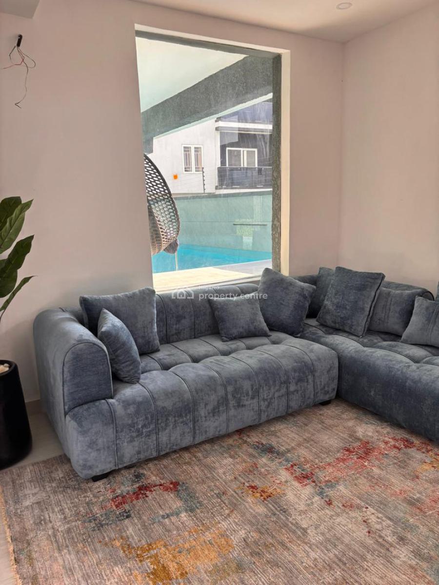 Exquisite Living! 2-bedroom Apartment with Open Kitchen & Jacuzzi, Ikate, Lekki, Lagos, Flat / Apartment for Rent