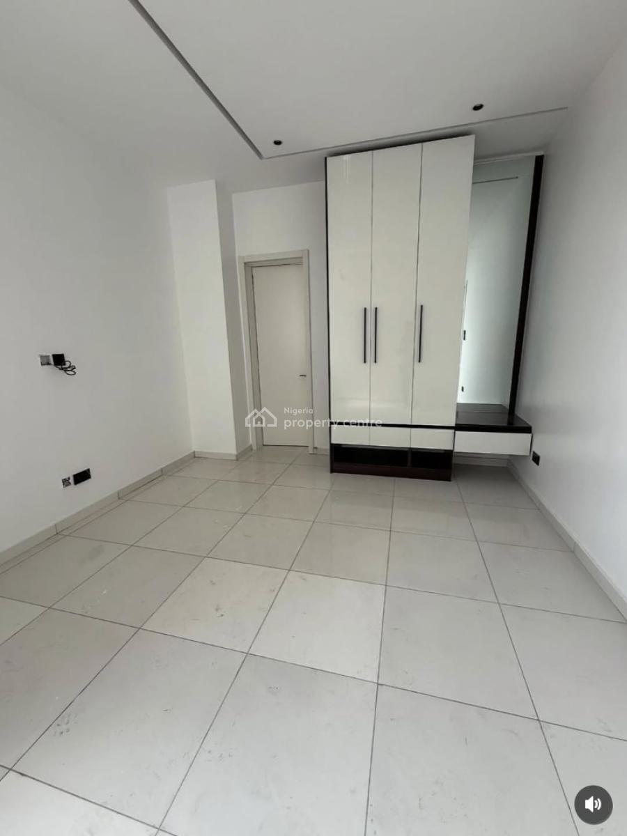 Newly Built 2 Bedroom Apartment, Oniru, Victoria Island (vi), Lagos, Block of Flats for Sale