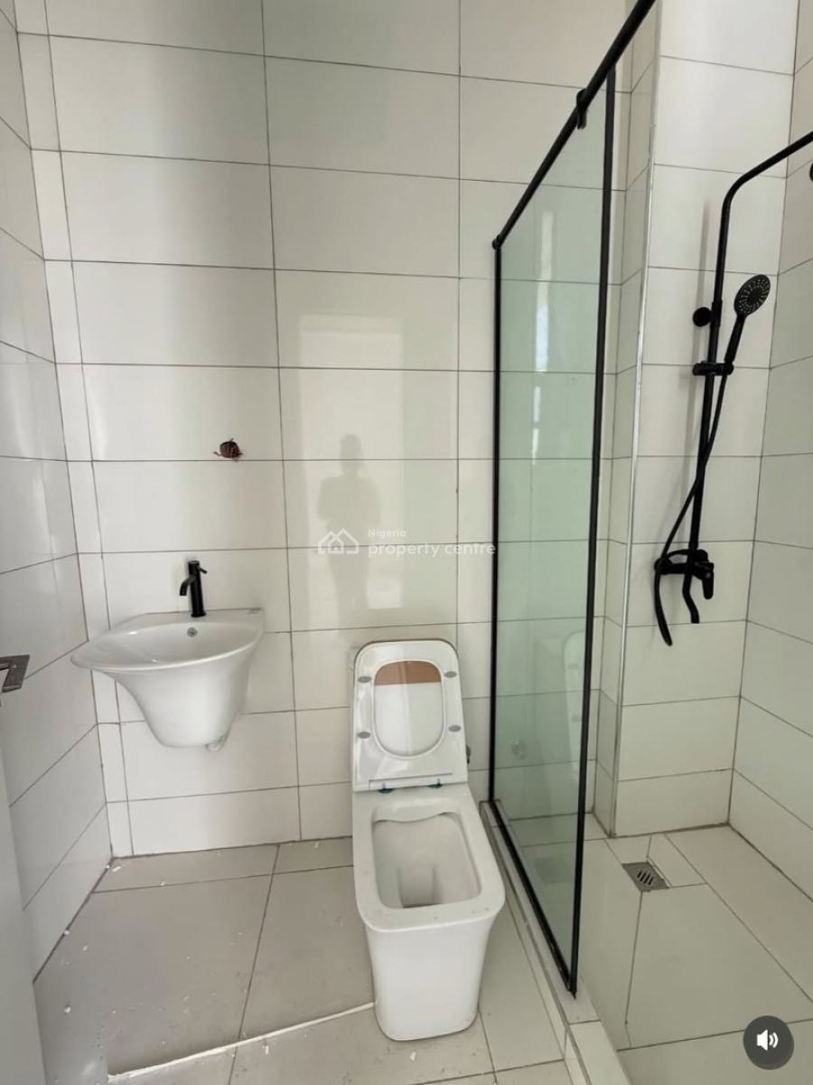 Newly Built 2 Bedroom Apartment, Oniru, Victoria Island (vi), Lagos, Block of Flats for Sale