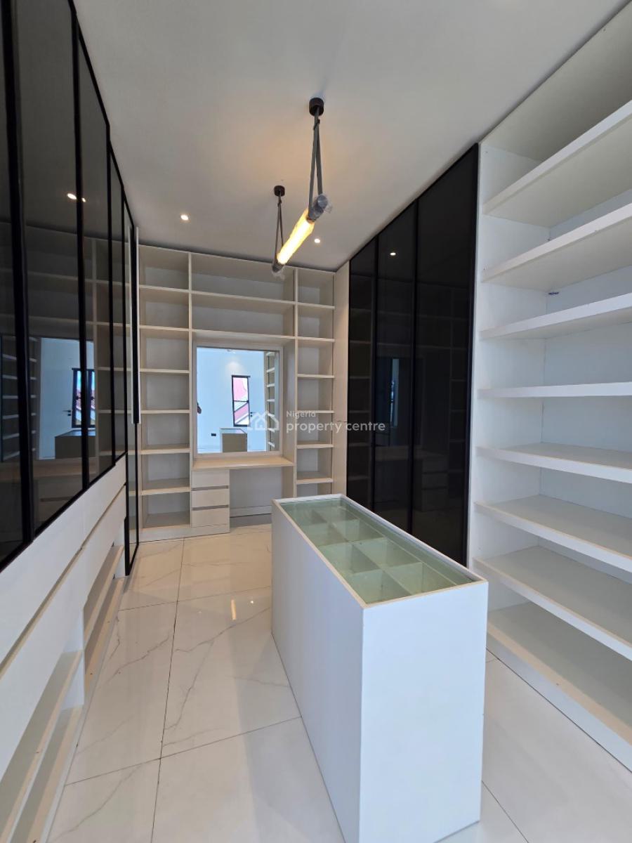 Gorgeous 4 Bedroom Duplex with a Pool,bq,cinema, Lekki Phase 1, Lekki, Lagos, House for Sale