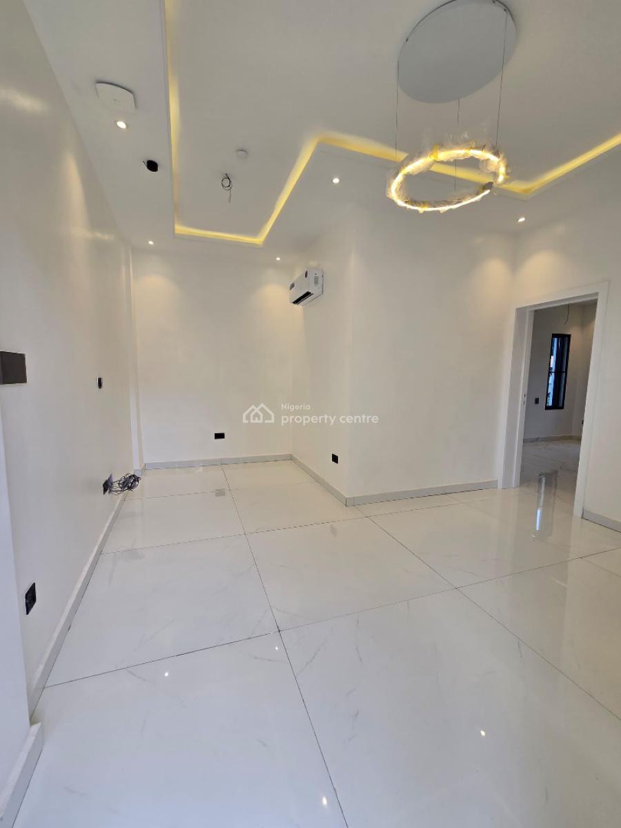 Gorgeous 4 Bedroom Duplex with a Pool,bq,cinema, Lekki Phase 1, Lekki, Lagos, House for Sale