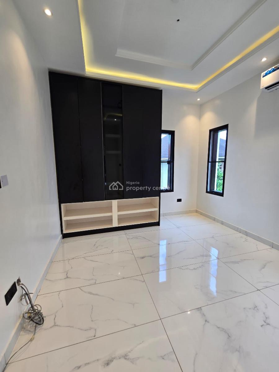 Gorgeous 4 Bedroom Duplex with a Pool,bq,cinema, Lekki Phase 1, Lekki, Lagos, House for Sale