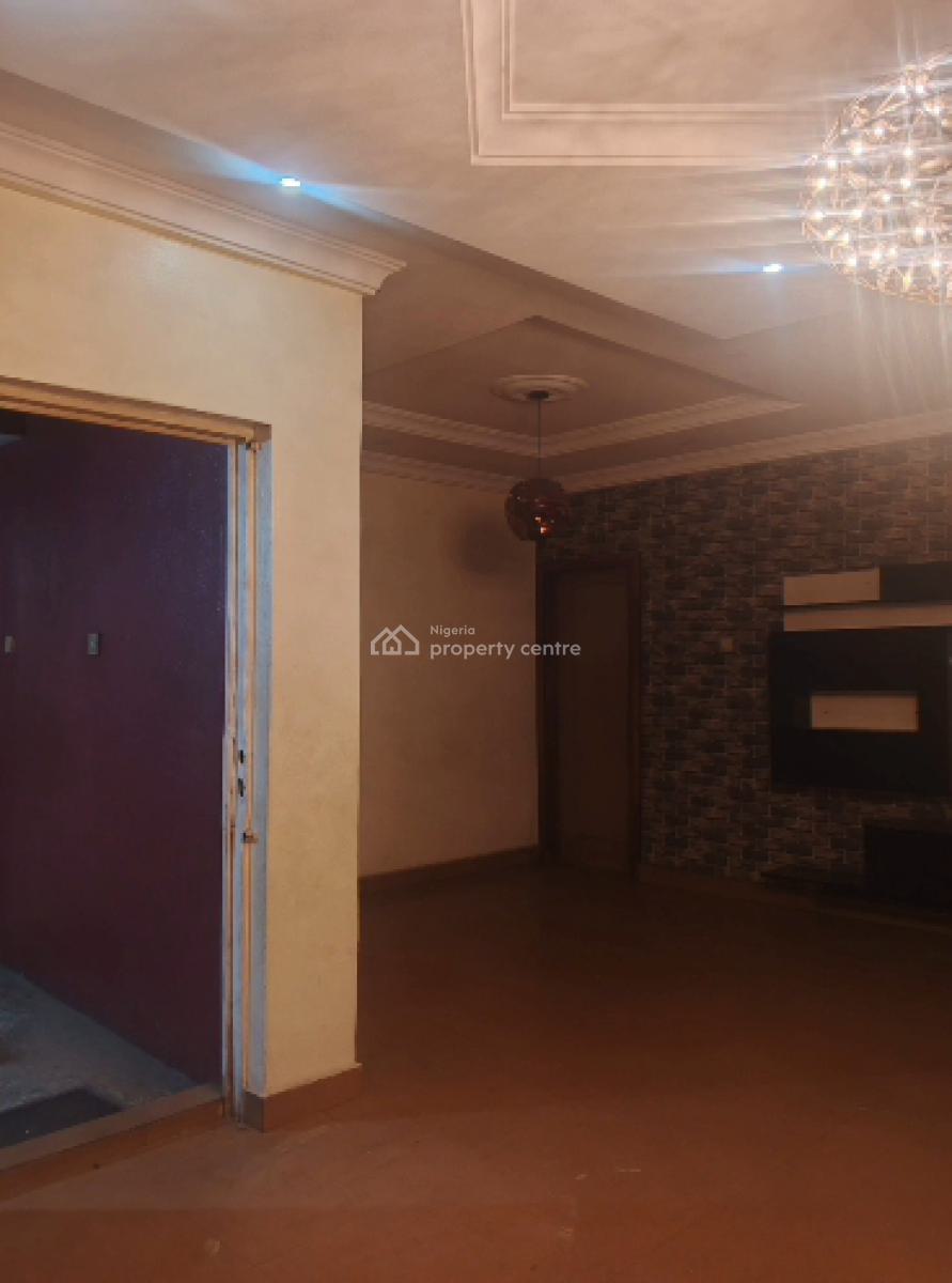 3 Bedroom Flat, Off Commercial Avenue, Sabo, Yaba, Lagos, Flat / Apartment for Rent