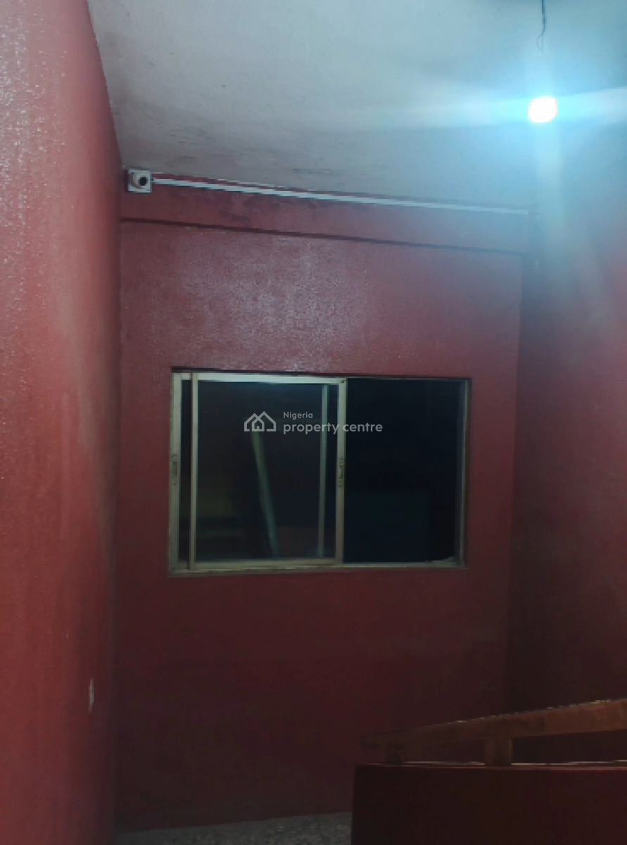 3 Bedroom Flat, Off Commercial Avenue, Sabo, Yaba, Lagos, Flat / Apartment for Rent