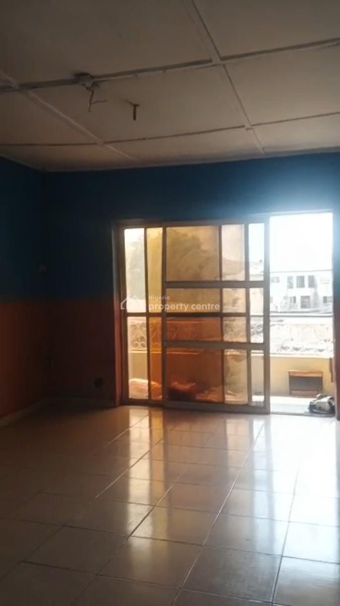3 Bedroom Flat, Alagomeji, Yaba, Lagos, Flat / Apartment for Rent