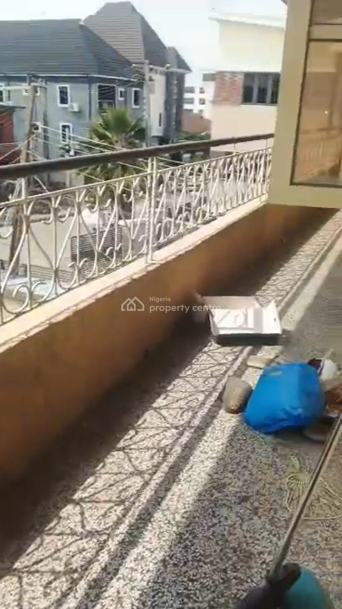 3 Bedroom Flat, Alagomeji, Yaba, Lagos, Flat / Apartment for Rent