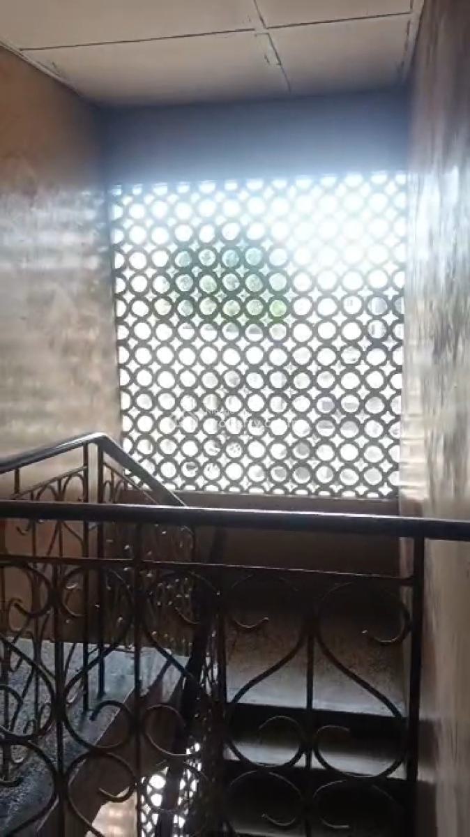 3 Bedroom Flat, Alagomeji, Yaba, Lagos, Flat / Apartment for Rent