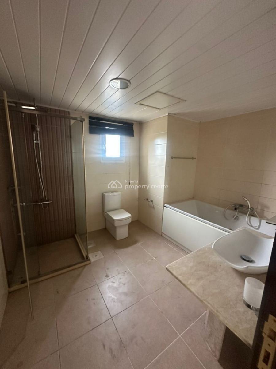 Fully Serviced Luxury Exotic Highrise 3bedrooms with Pool Gym, Lift Bq, Old Ikoyi Gerrard Road, Ikoyi, Lagos, Flat / Apartment for Rent