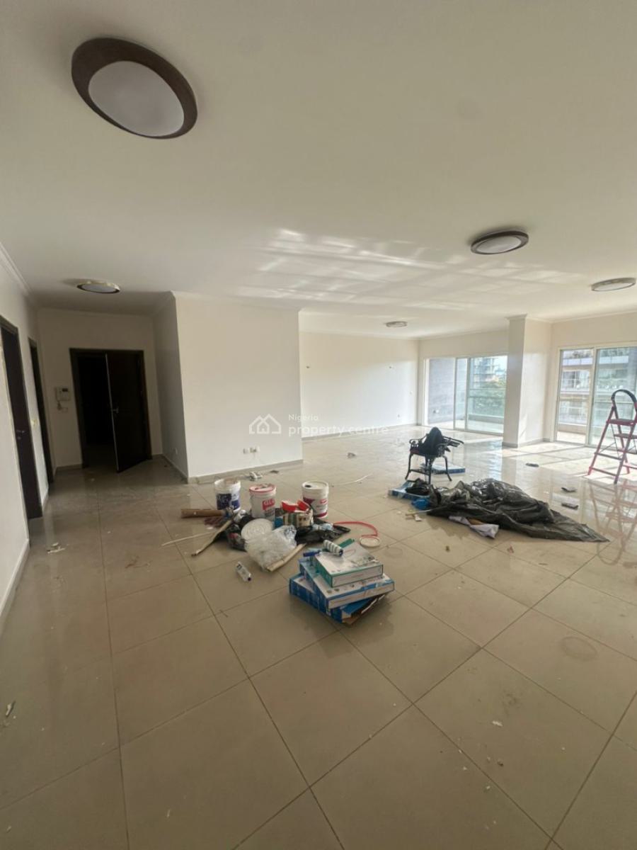 Fully Serviced Luxury Exotic Highrise 3bedrooms with Pool Gym, Lift Bq, Old Ikoyi Gerrard Road, Ikoyi, Lagos, Flat / Apartment for Rent