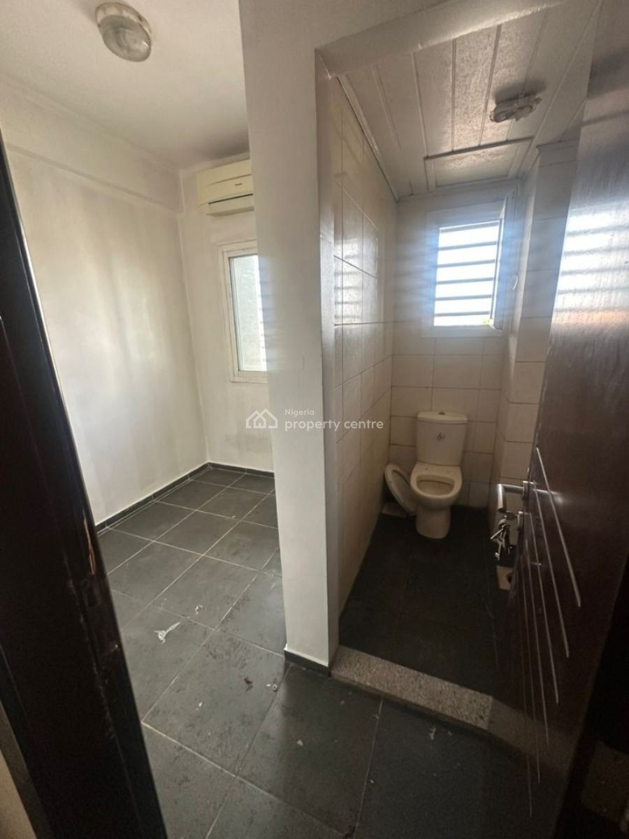 Fully Serviced Luxury Exotic Highrise 3bedrooms with Pool Gym, Lift Bq, Old Ikoyi Gerrard Road, Ikoyi, Lagos, Flat / Apartment for Rent