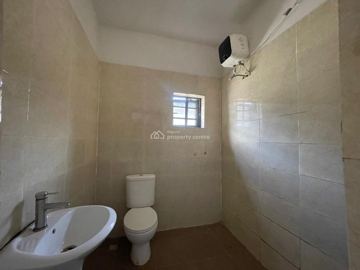 3 Bedroom Apartment, Building Within a Functional Estate with 247 Security, Awoyaya, Ibeju, Lekki, Lagos, Detached Bungalow for Sale