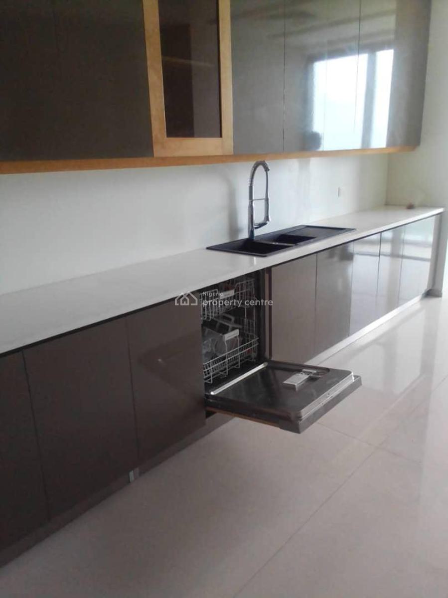 3 Bedroom Flat on 4th Floor, 4 Buordillon, Old Ikoyi, Ikoyi, Lagos, Flat / Apartment for Sale