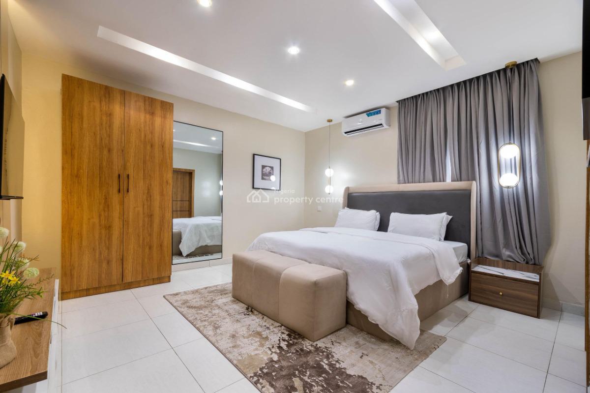 Luxury 2 Bedroom Apartment with Swimming Pool, Lekki Phase 1, Lekki, Lagos, Flat / Apartment Short Let