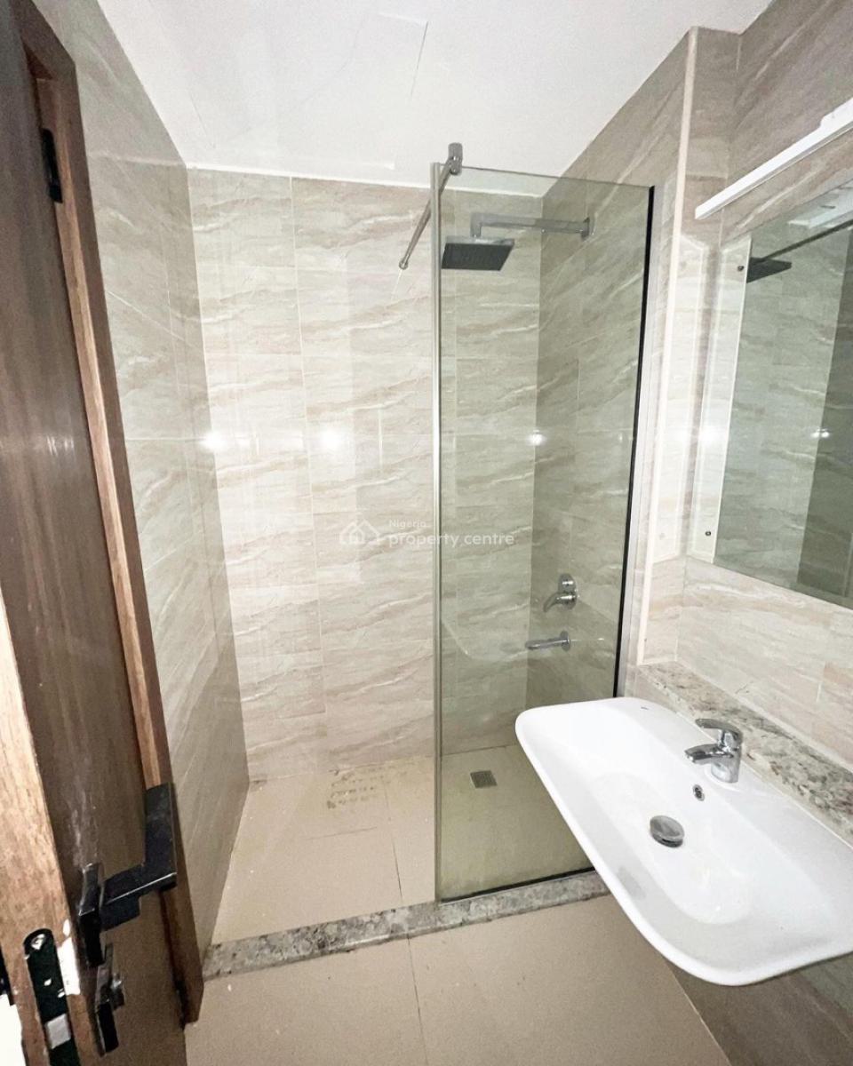 Waterfront 3 Bedroom Apartment with Bq., Lekki Phase 1, Lekki, Lagos, Flat / Apartment for Rent