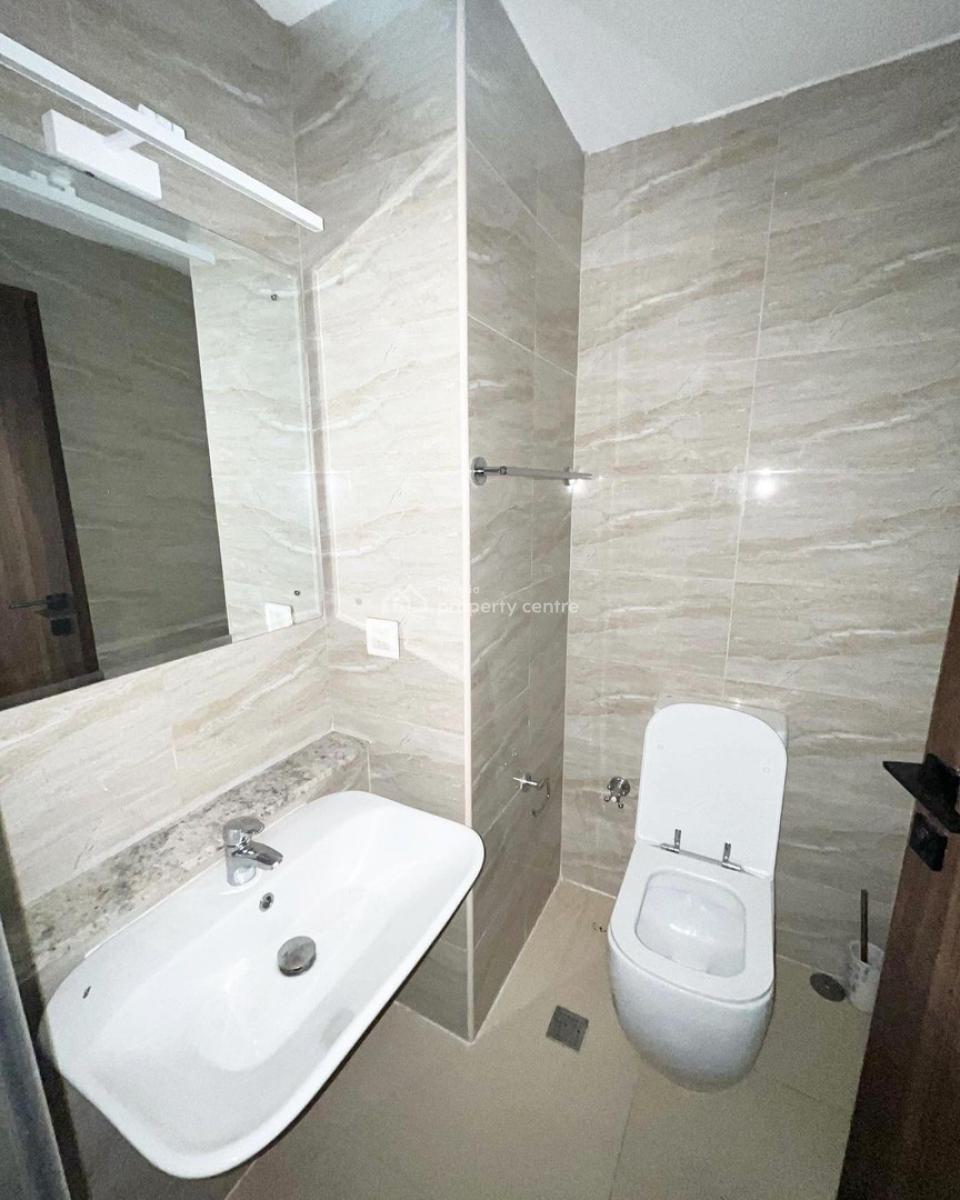 Waterfront 3 Bedroom Apartment with Bq., Lekki Phase 1, Lekki, Lagos, Flat / Apartment for Rent