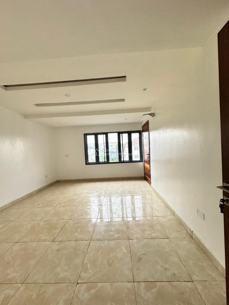 4bedroom Terrace Duplex with Bq, Gym and Swimming Pool, Lekki Phase 1, Lekki, Lagos, Terraced Duplex for Rent