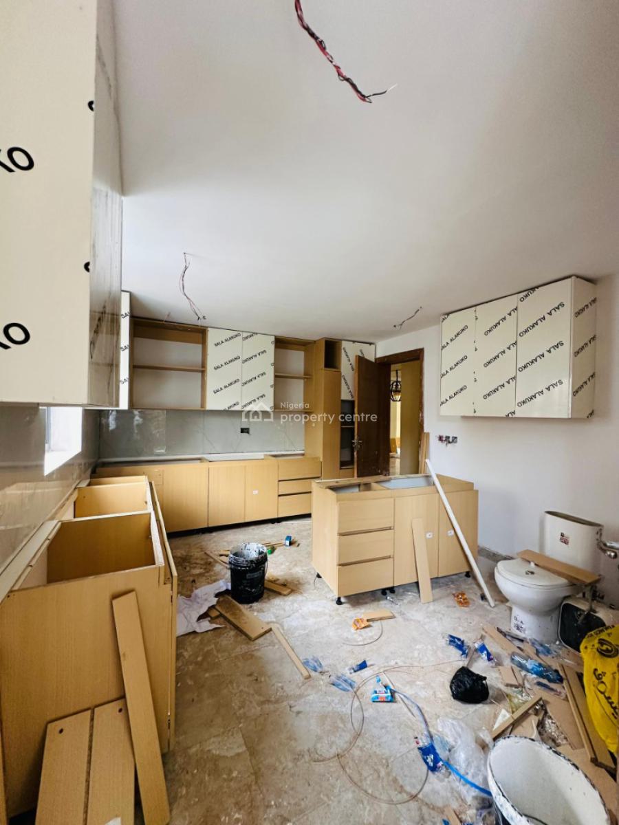 Clean 3bedroom Flat in a Secured Estate, Ikoyi, Lagos, Flat / Apartment for Rent