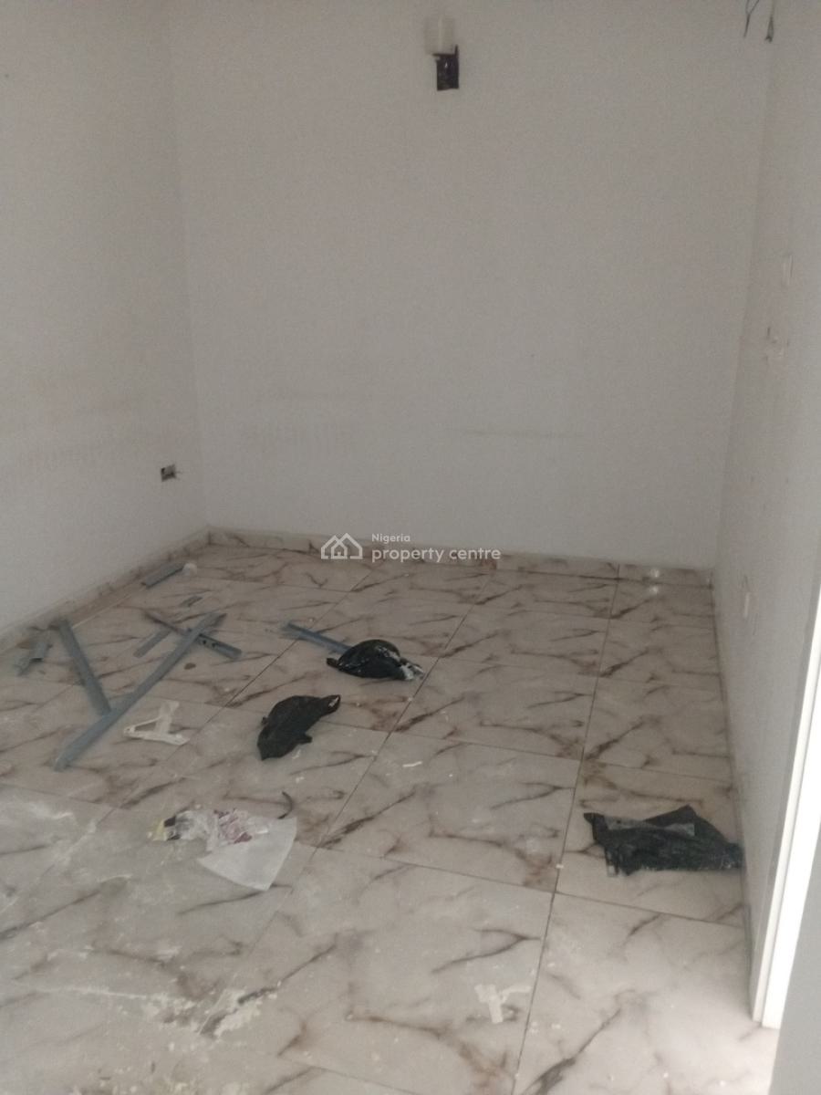 Taste of Elegance in a 1bedroom Apartment (room&parlour Upstairs), Orchid Road, Lekki, Lagos, Terraced Duplex for Rent