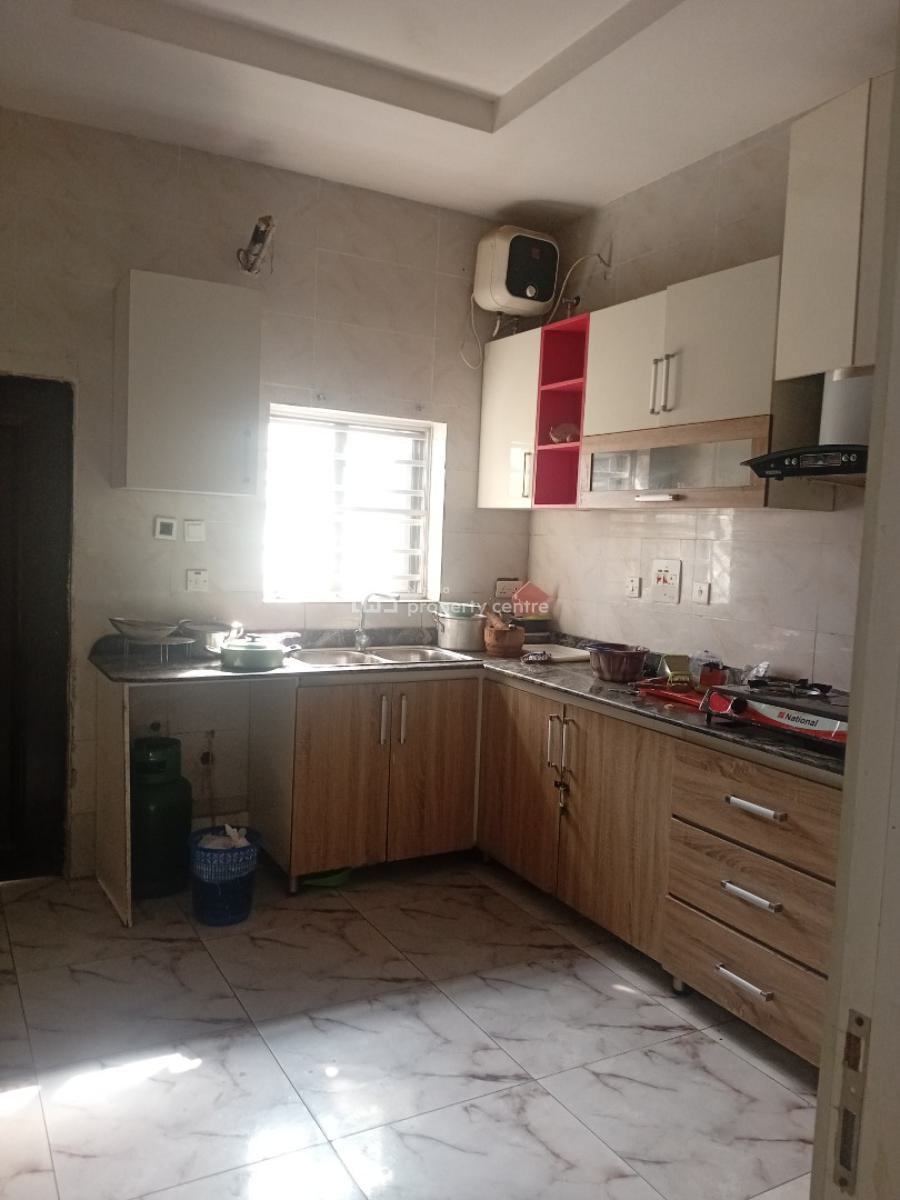 Taste of Elegance in a 1bedroom Apartment (room&parlour Upstairs), Orchid Road, Lekki, Lagos, Terraced Duplex for Rent