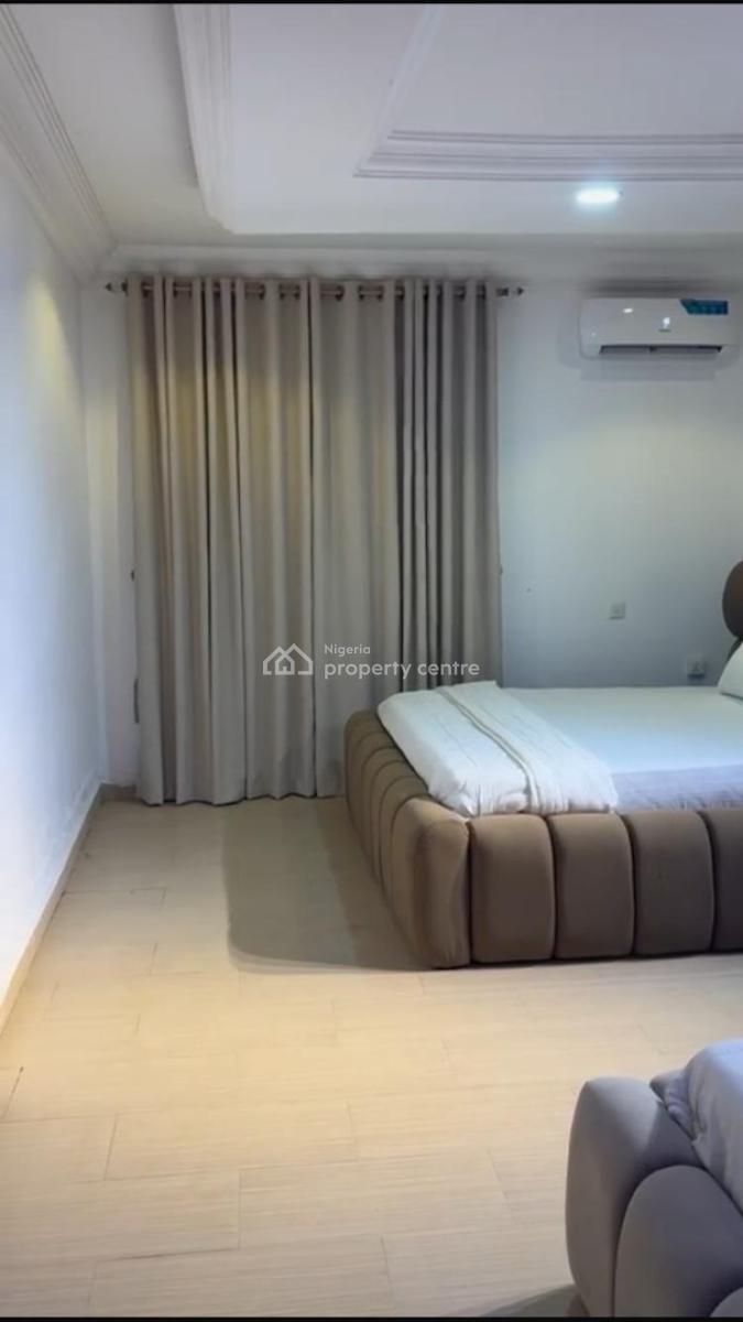 Fully Furnished One Bedroom Girls House, 6th Avenue, Gwarinpa, Abuja, Mini Flat (room and Parlour) Short Let