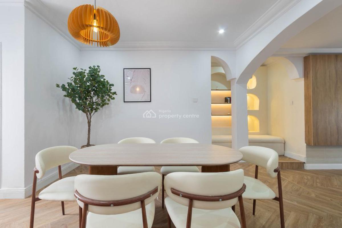 Waterfront 4 Bedroom Apartment, Lekki Phase 1, Lekki, Lagos, Flat / Apartment Short Let