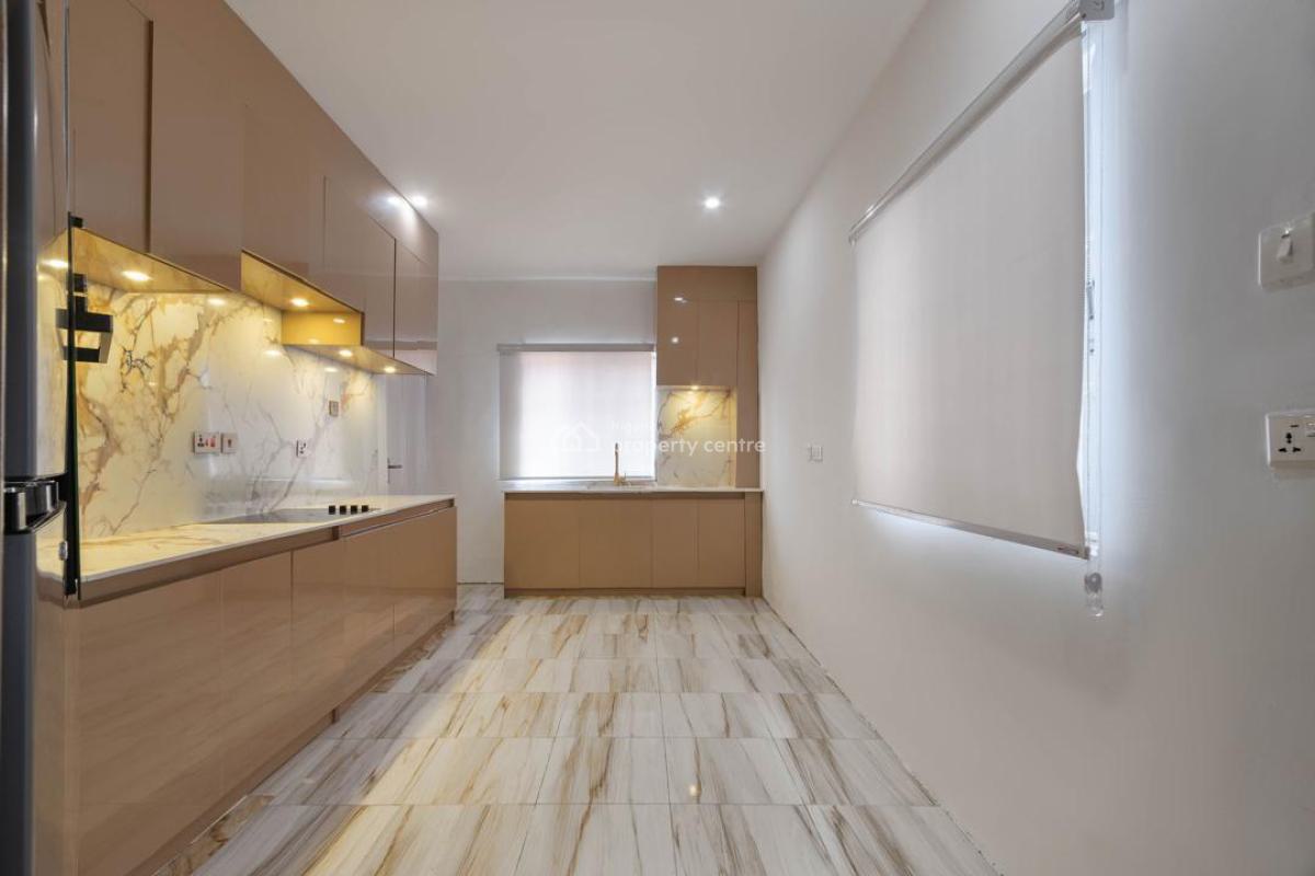 Waterfront 4/3 Bedroom Apartment, Lekki Phase 1, Lekki, Lagos, Flat / Apartment Short Let