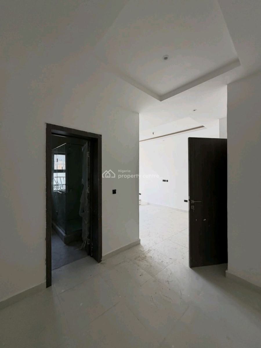 a Beautifully Crafted 4-bedroom Terraced Duplex Designed for Comfort,, Guzape District, Abuja, House for Sale