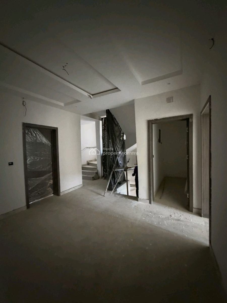 a Beautifully Crafted 4-bedroom Terraced Duplex Designed for Comfort,, Guzape District, Abuja, House for Sale