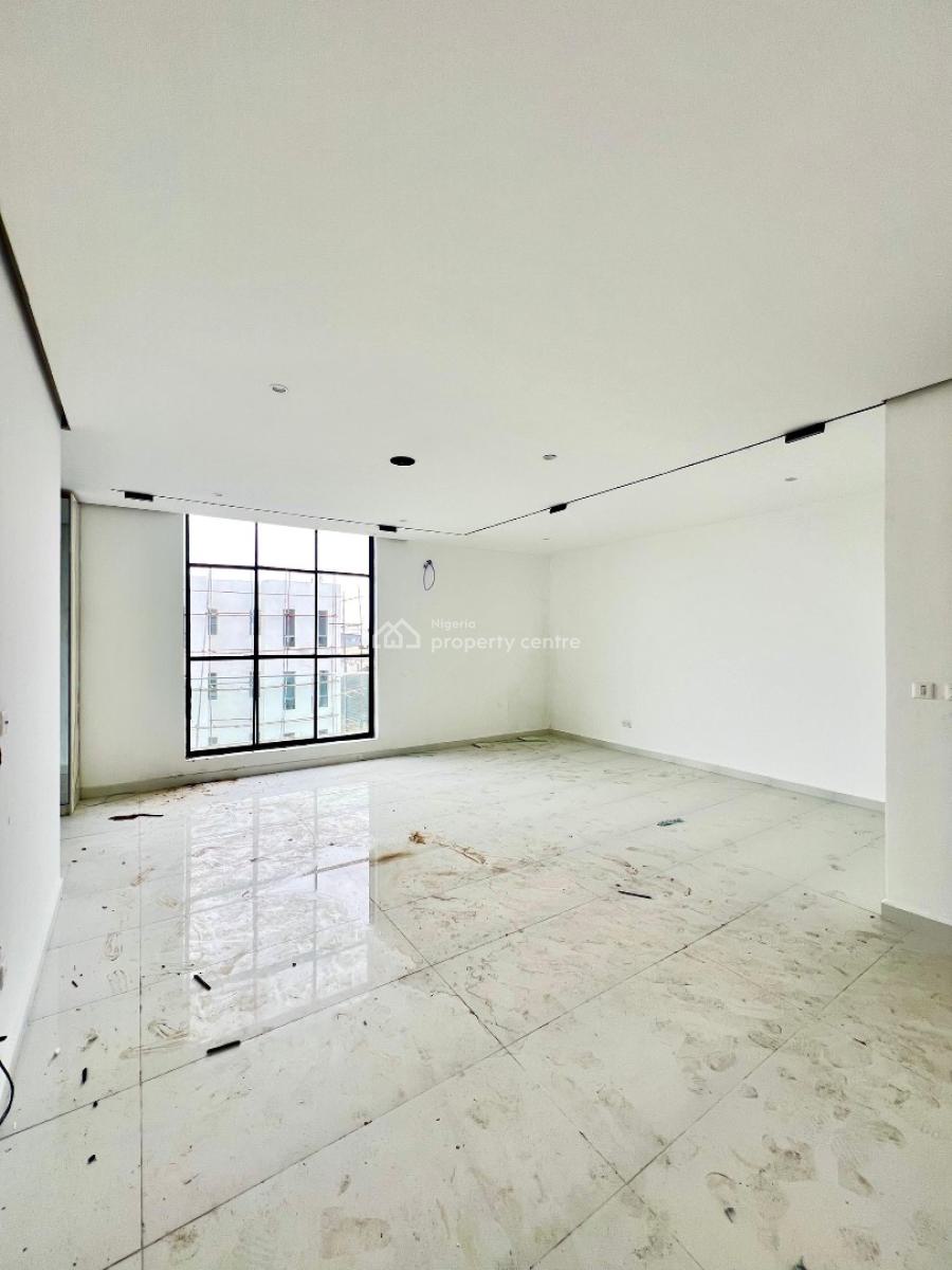 Exquisite 4 Bedroom Penthouse with Elevator, Pool, Gym and Playground., Ikate Elegushi, Lekki, Lagos, Flat / Apartment for Sale