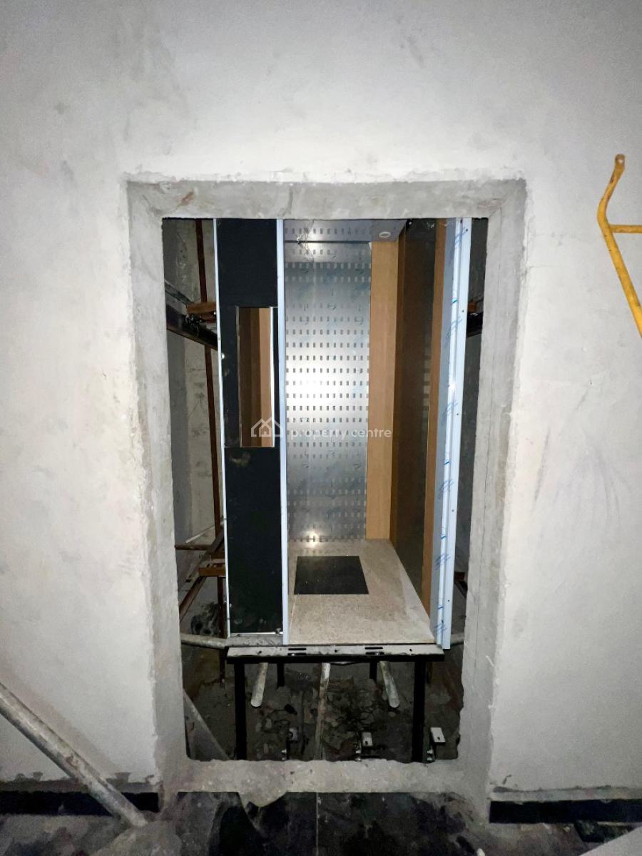 Exquisite 4 Bedroom Penthouse with Elevator, Pool, Gym and Playground., Ikate Elegushi, Lekki, Lagos, Flat / Apartment for Sale