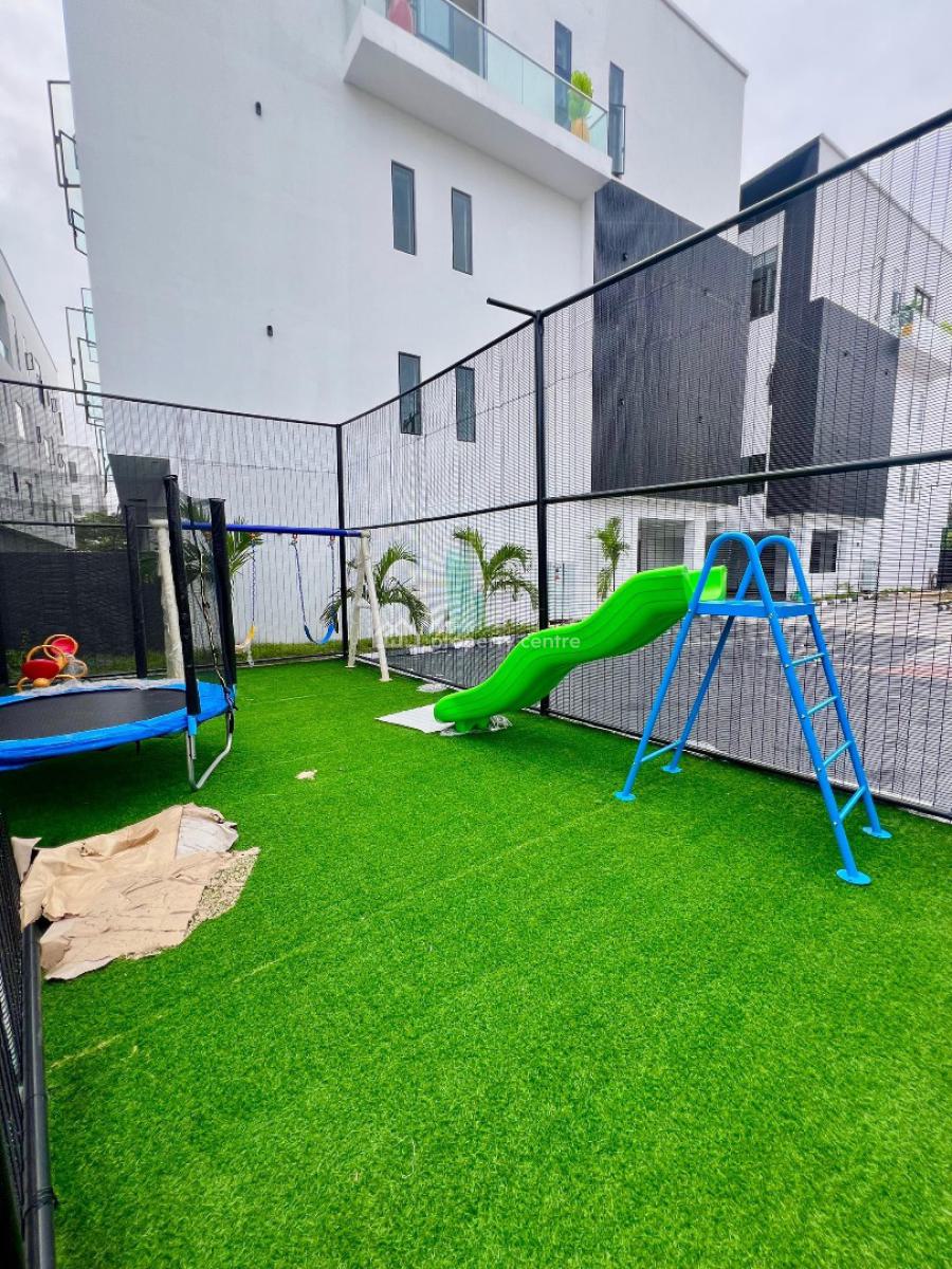 Exquisite 4 Bedroom Penthouse with Elevator, Pool, Gym and Playground., Ikate Elegushi, Lekki, Lagos, Flat / Apartment for Sale