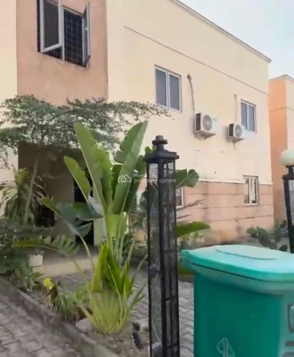 Luxury 3 Bedroom En-suite Block of Flat, Life Camp, Abuja, Block of Flats for Sale