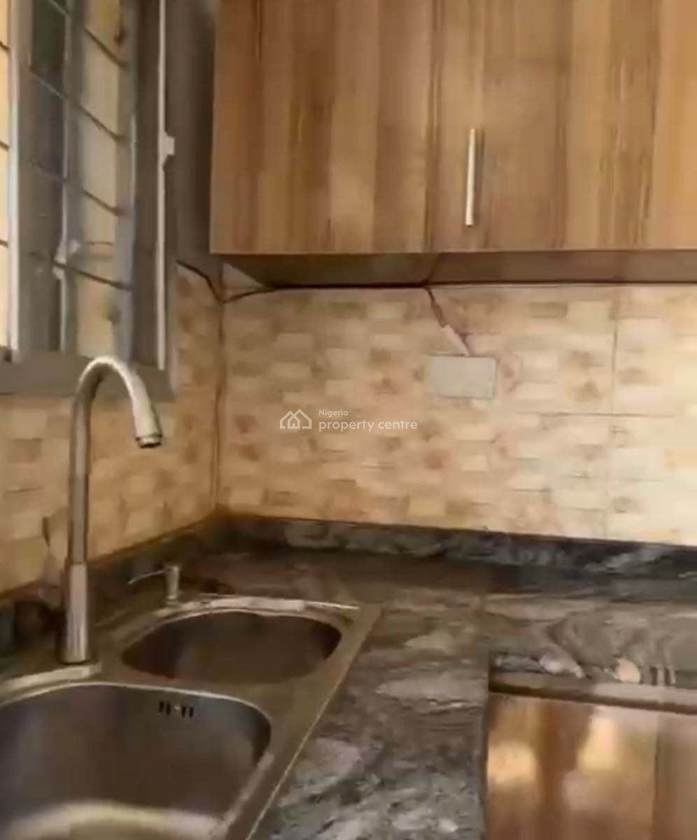 Luxury 3 Bedroom En-suite Block of Flat, Life Camp, Abuja, Block of Flats for Sale