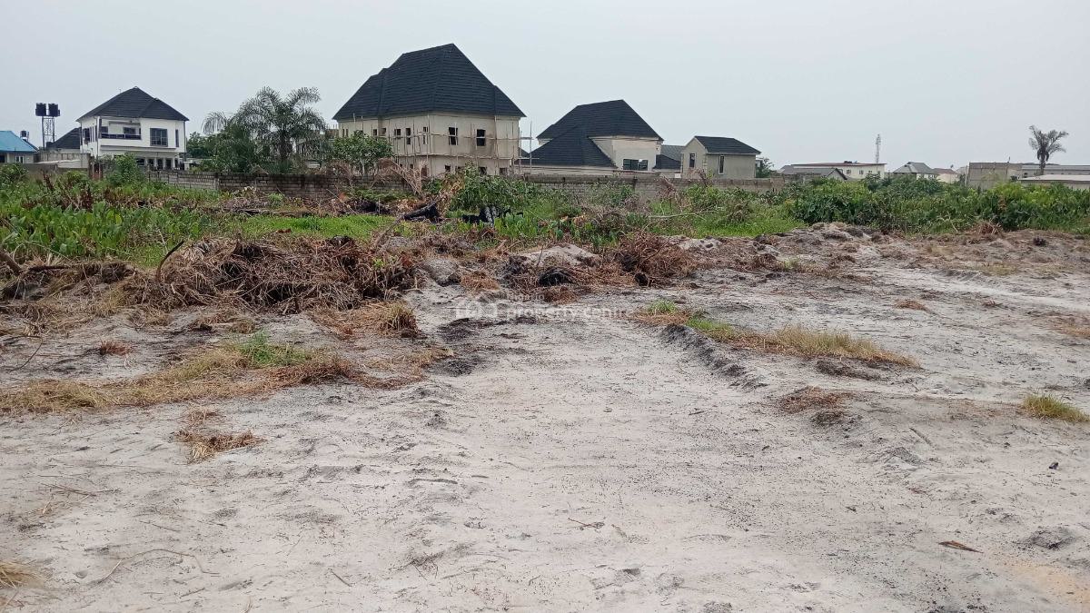 Perfect Buy and Build Land in Ozalla By 4 Corner Junction, The Fast Selling Hilltop Villa By Property Links Global Close to Esuth, Nkanu, Enugu, Residential Land for Sale