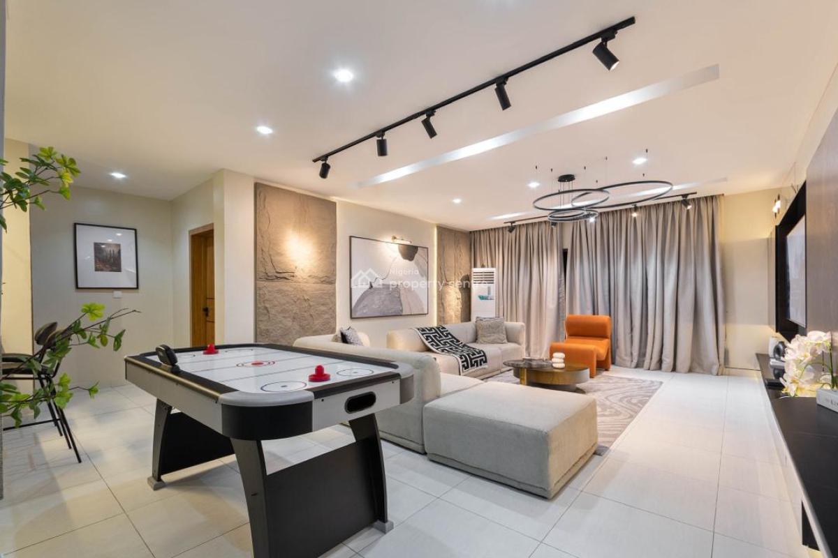 Luxurious 2 Bedroom Apartment with a Swimming Pool & Ps5, Lekki Phase 1, Lekki, Lagos, Flat / Apartment Short Let