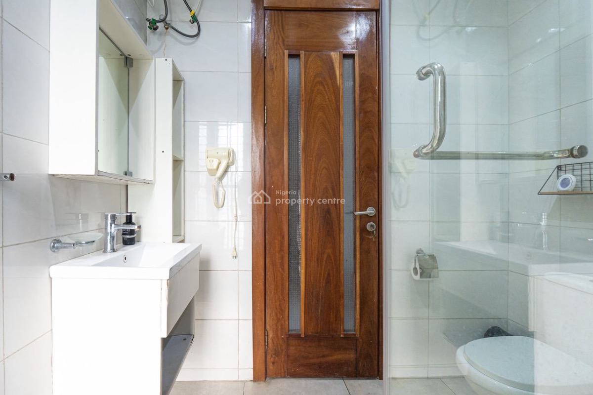 Well Furnished 3 Bedroom with Excellent Features Avail for Dec Booking, Well Furnished 3 Bedroom with Excellent Features Avail for Dec Booking, Lekki Phase 1, Lekki, Lagos, Flat / Apartment Short Let
