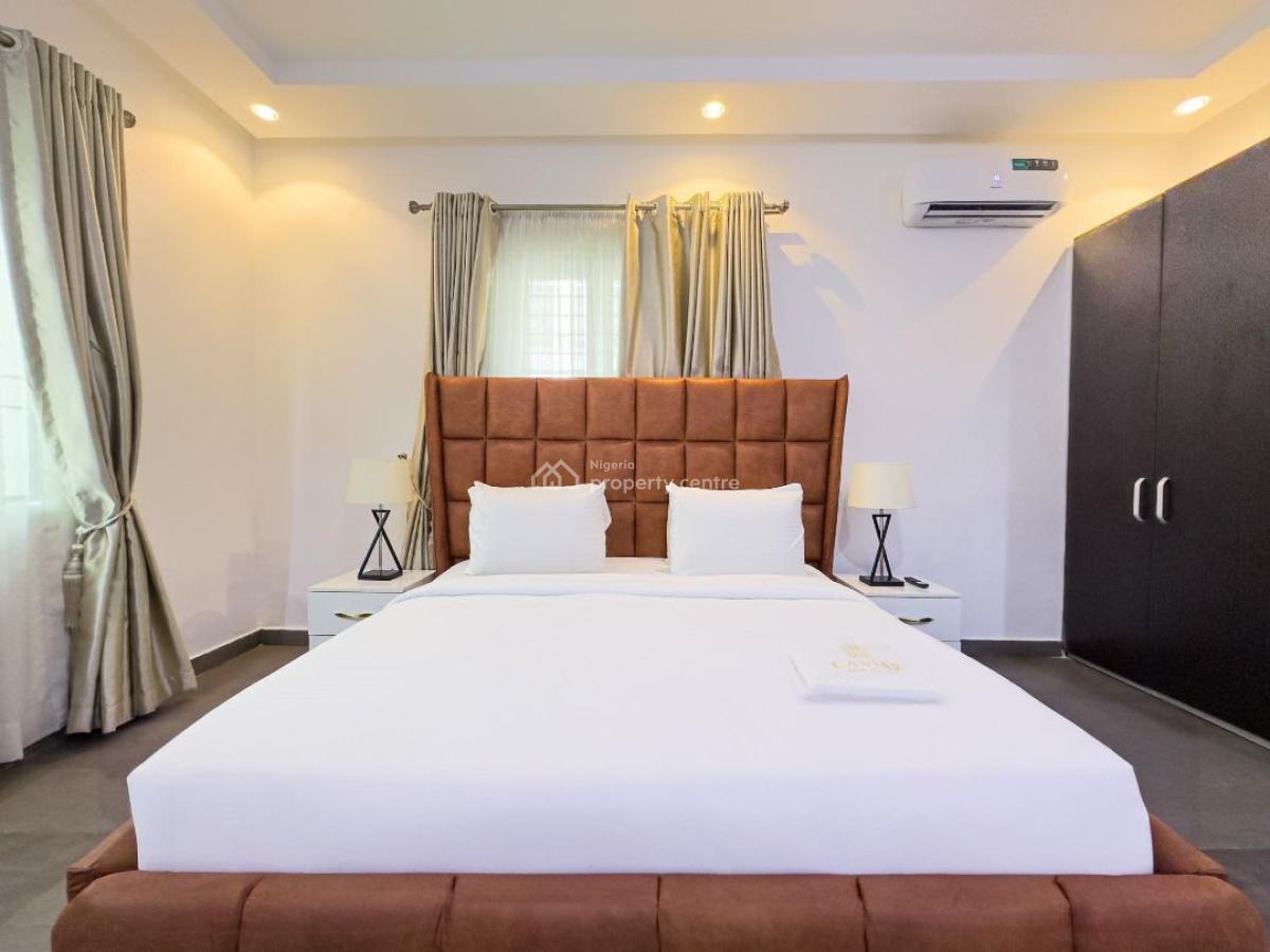 Modern 3 Bedroom with Modern Comfort Available for December Booking, Modern 3 Bedroom with Modern Comfort Available for December Booking, Lekki Phase 1, Lekki, Lagos, Flat / Apartment Short Let